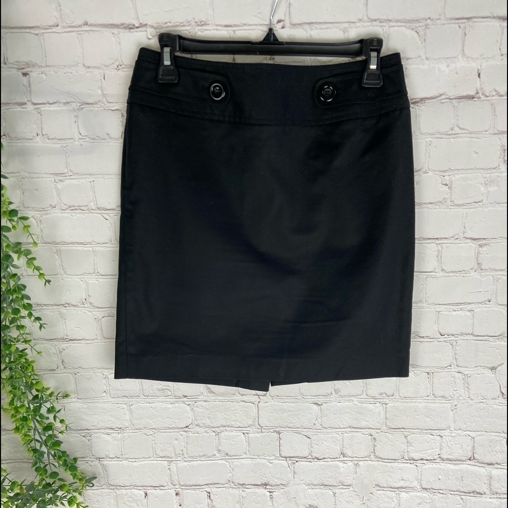 𝅺ann Taylor Loft Black Skirt 2